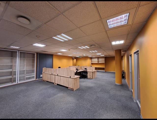 365M² OFFICE TO LET IN MELROSE ARCH